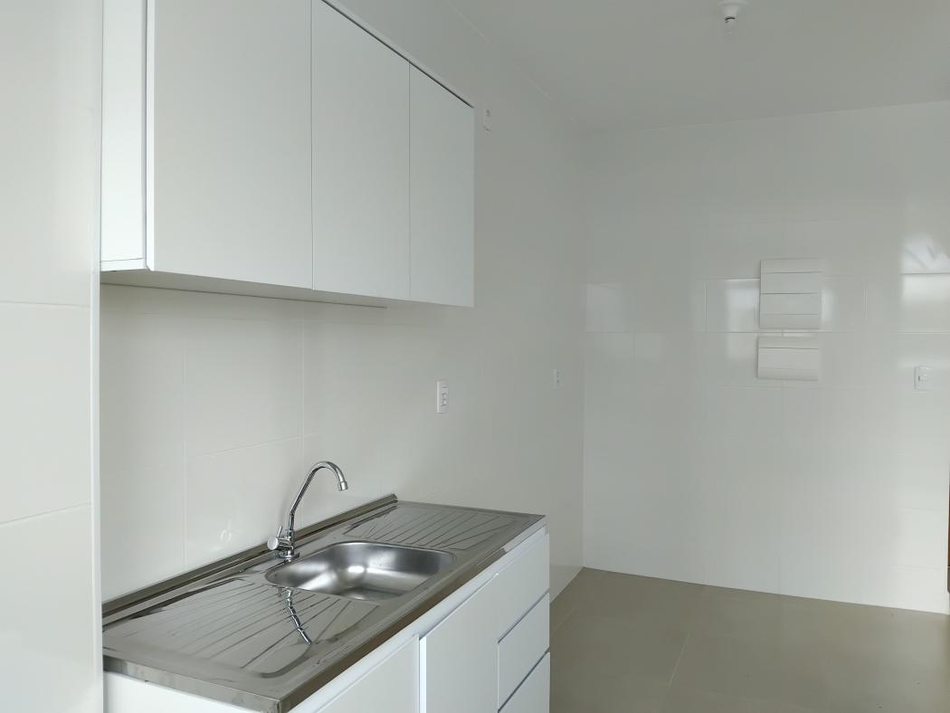 APARTAMENTO com 2 dormitórios à venda com 62m² por R$ 430.000,00 no bairro Bacacheri - CURITIBA / PR - foto 4