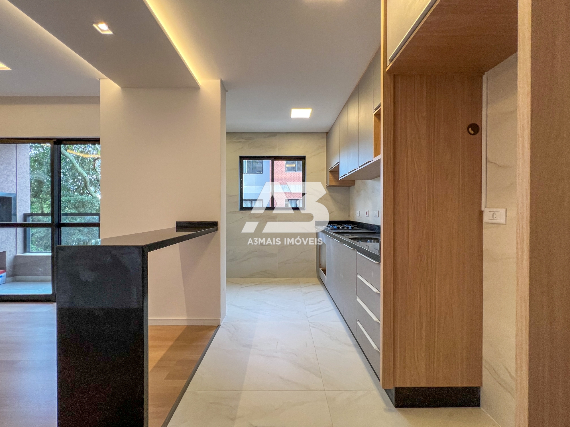 Apartamento com 3 dormitórios para alugar, 88 m² - Centro - Pinhais/PR - foto 3