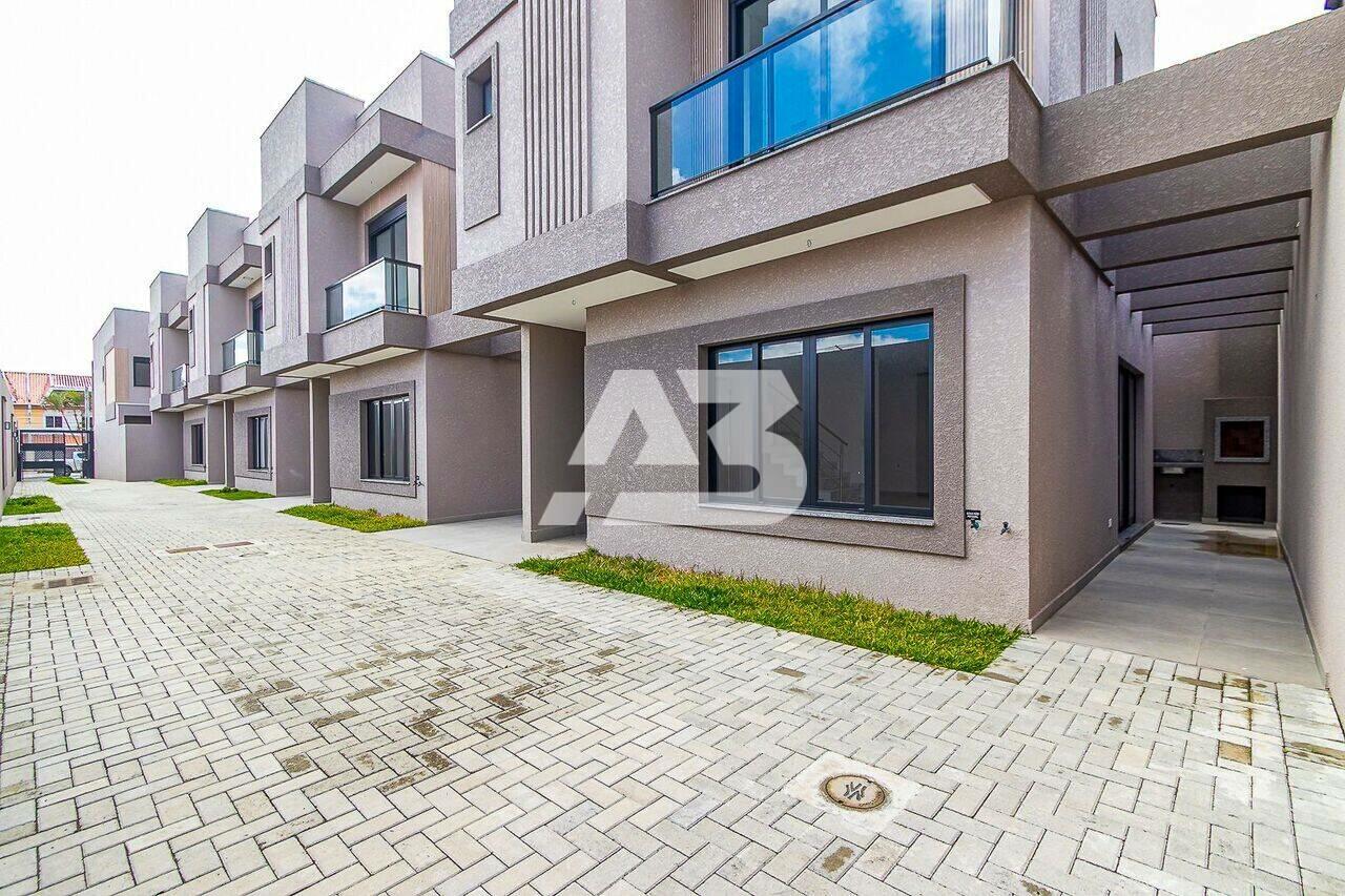 Sobrado com 3 dormitórios à venda por R$ 739.000,00 - Boqueirão - Curitiba/PR