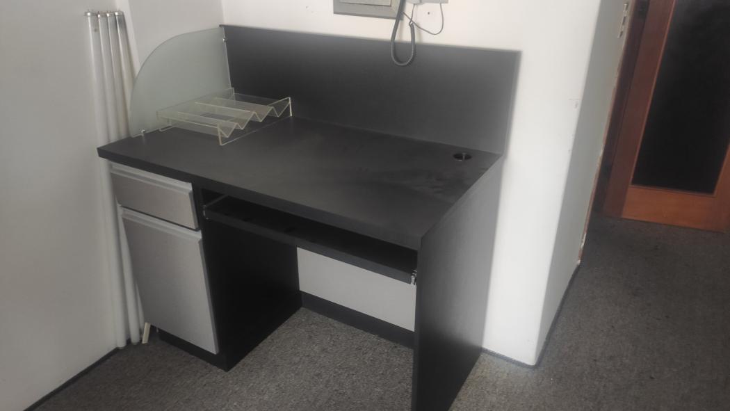 CONJUNTO/SALA COMERCIAL com 1 dormitório para alugar com 46m² por R$ 880,00 no bairro Centro - CURITIBA / PR - foto 3